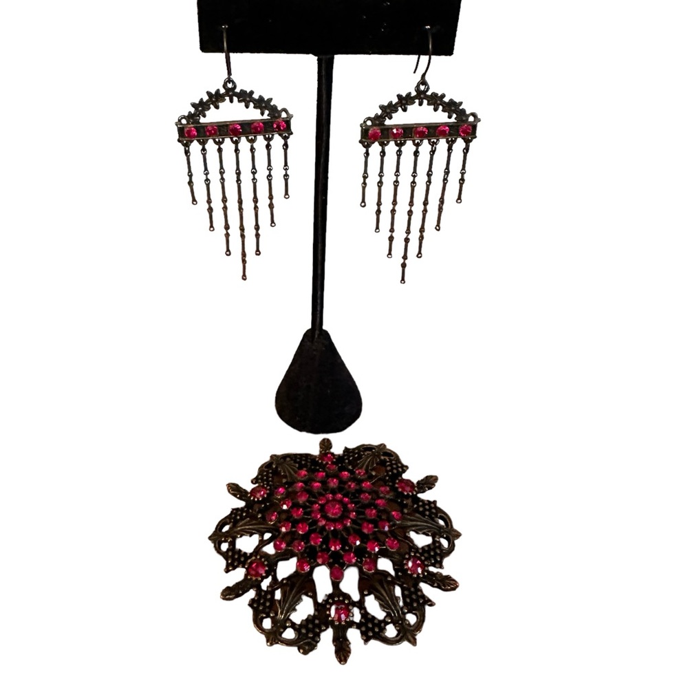 Brooch with red “stones” and matching pierced earrings